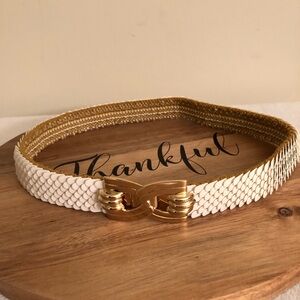 Gold and White Chain Link Belt Vintage